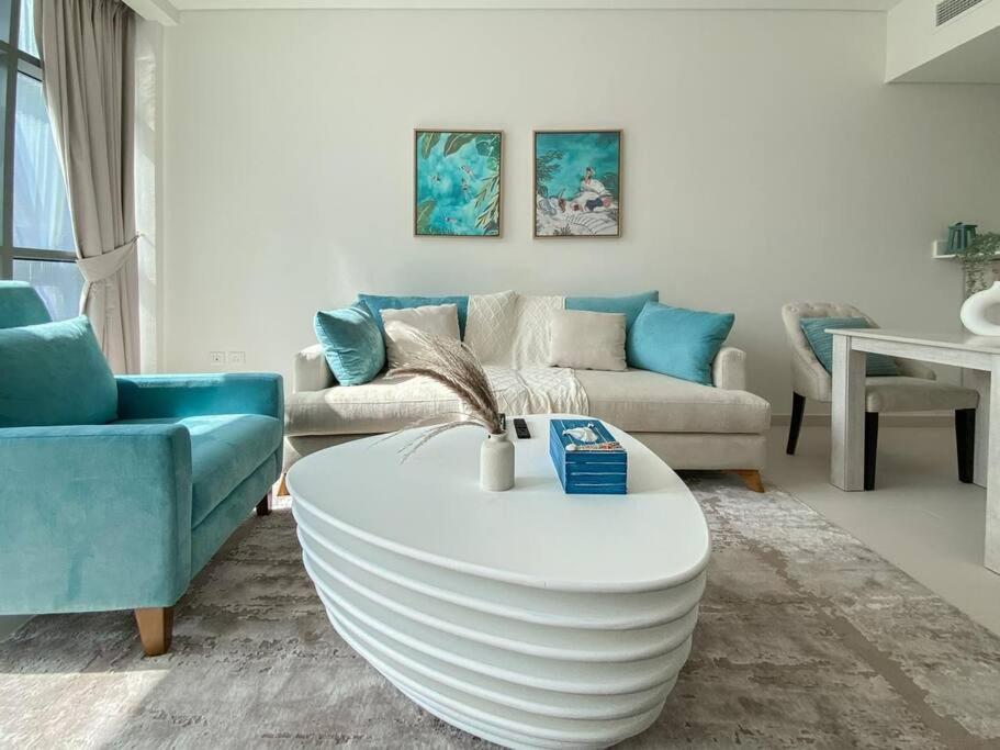 Apartment 1 Bedroom 65m2, Infinity Pool, West Beach, Up To 4 Guests Dubai