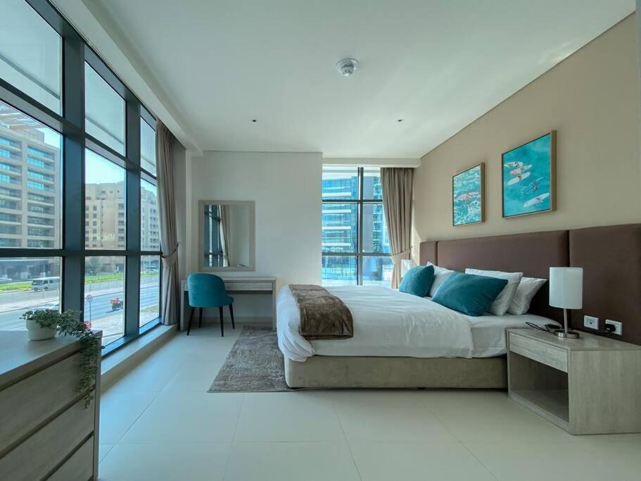 1 Bedroom 65m2, Infinity Pool, West Beach, Up To 4 Guests Dubai